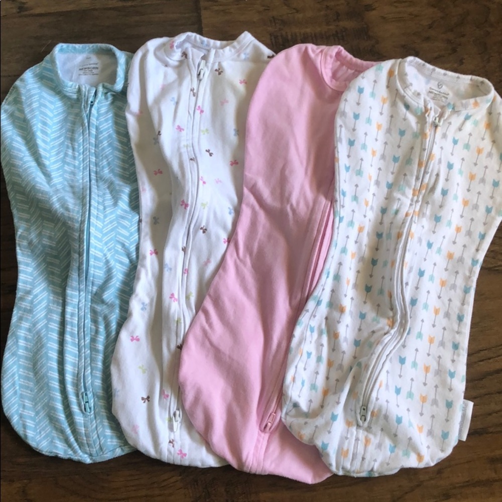 Bundle of 4 SwaddleMe swaddles